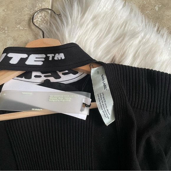 OFF-White FW21 Sweater Dress - Picture 10 of 13